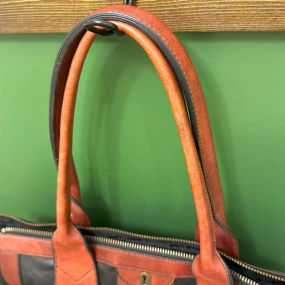 RARE VRI Fossil Weekender Vintage Re-Issue Tote Like New